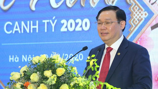 Phó thủ tướng Vương Đình Huệ phát biểu tại buổi làm việc ngày 30/1 tại MB. (Ảnh: VGP)