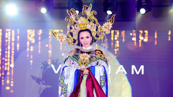 Châu Ngọc Bích đại diện Việt Nam đoạt giải Hoa hậu mặc trang phục dân tộc đẹp nhất