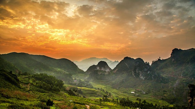  Thung lũng Đồng Văn