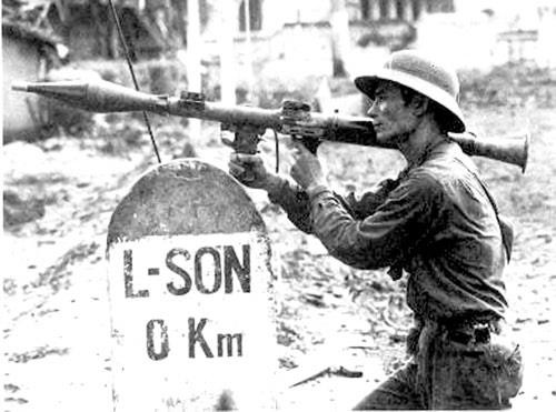 Bộ đội Việt Nam chiến đấu bảo vệ Lạng Sơn trong cuộc chiến biên giới phía bắc năm 1979
