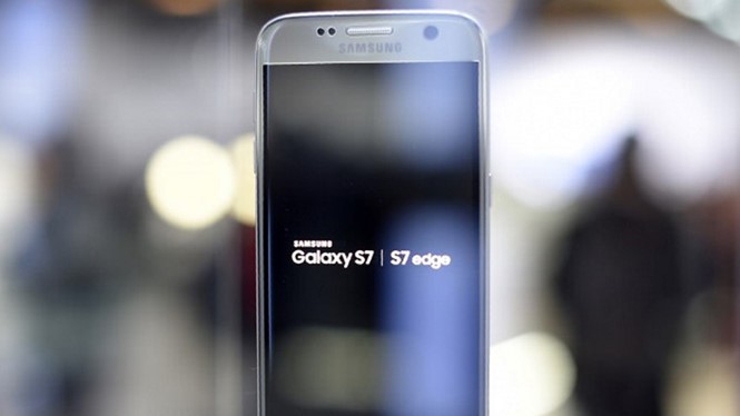 Galaxy S7 là mẫu smartphone mới nhất của Samsung - Ảnh: AFP