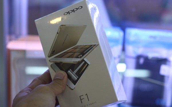 Oppo bất ngờ triệu hồi điện thoại Oppo do FPT phân phối