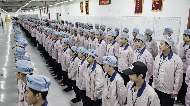 Bên trong công xưởng sản xuất iPhone bí mật nhất thế giới