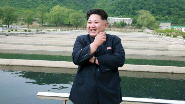 Nhà lãnh đạo Triều Tiên Kim Jong-un đang cố gắng để những hình ảnh ông thư giãn với điếu thuốc trên tay chỉ còn trong quá khứ.