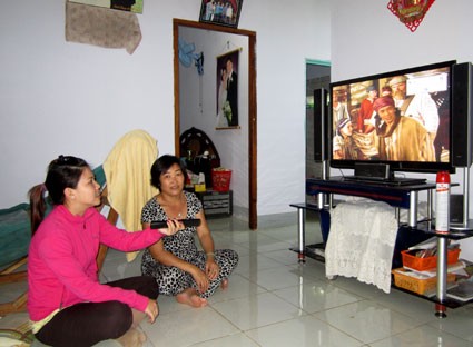 Người dân tại nhiều tỉnh, thành đã xem được 70-80 kênh truyền hình số.