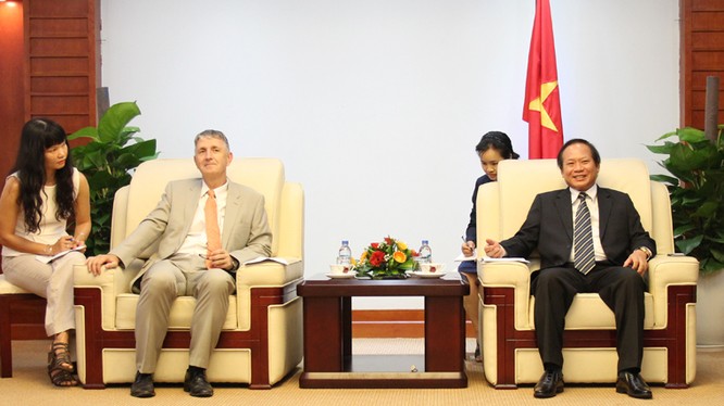 Bộ trưởng Trương Minh Tuấn tiếp Tổng Giám đốc Ericsson Việt Nam và Myanmar