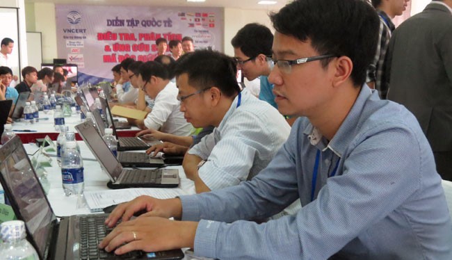 Các đội của Việt Nam đã cùng với các chuyên gia an ninh mạng quốc tế tham gia cuộc diễn tập quốc tế về an toàn thông tin.