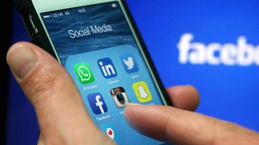 Truyền thông xã hội và video trực tuyến đang đang làm bùng nổ.