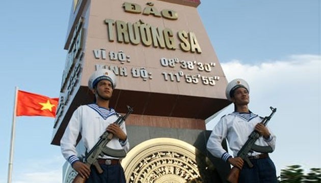 Việt Nam có đủ cơ sở pháp lý khẳng định chủ quyền với hai quần đảo Trường Sa, Hoàng Sa.