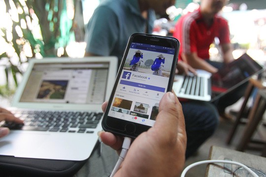 Theo Phó Thủ tướng Vũ Đức Đam và Bộ trưởng Thông tin và Truyền thông, mạng xã hội không xấu, vấn đề là ý thức người dùng. Ảnh: Facebook.