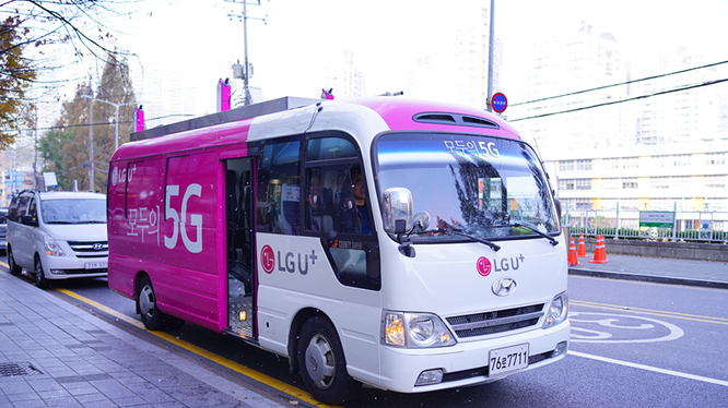 LG U+ và Huawei hoàn thành thử nghiệm hệ thống mạng 5G quy mô lớn trong môi trường tiền thương mại tại quận Gangnam, Seoul. Ảnh: LG U+