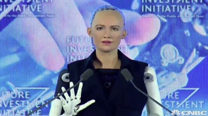 Sophia đã được Ả rập Xê út cấp tư cách công dân, là công dân robot đầu tiên trên thế giới 