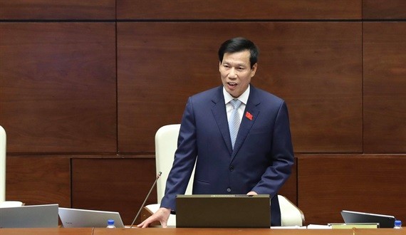 Bộ trưởng VHTT&DL Nguyễn Ngọc Thiện trong phiên đăng đàn chiều nay.
