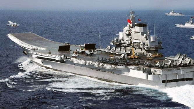 Tàu Liêu Ninh vốn là tàu Varyag thuộc lớp tàu sân bay Đô đốc Kuznetsov, do Liên Xô khởi công đóng năm 1985.