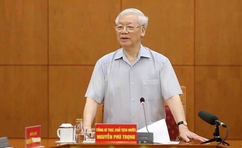 Tổng Bí thư, Chủ tịch nước Nguyễn Phú Trọng, Trưởng Tiểu ban Văn kiện Đại hội XIII của Đảng chủ trì cuộc họp.