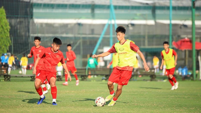 Từ chiều 28/6, tuyển U19 Việt Nam đã lên đường sang Indonesia thi đấu giải vô địch U19 Đông Nam Nam Á 2022. Ảnh: AFF.