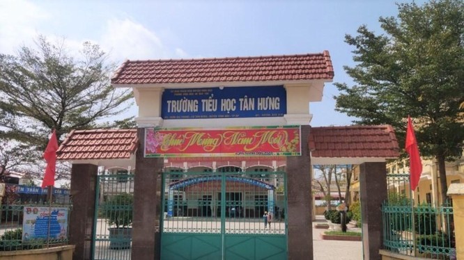 Trường Tiểu học Tân Hưng, huyện Vĩnh Bảo, Hải Phòng - nơi cô Thơm công tác