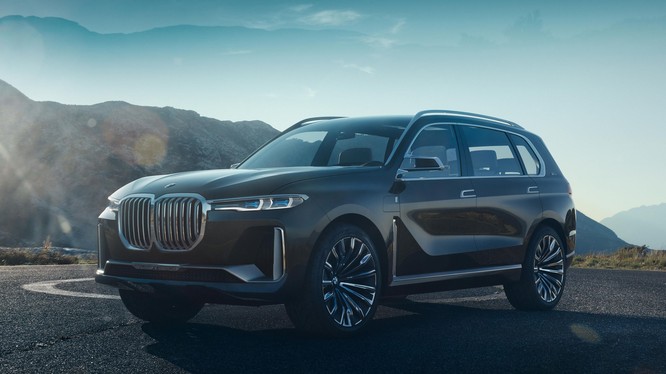 Xe hơi BMW trong tương lai có thể không cần đến chìa khóa xe. (Ảnh: CNET)