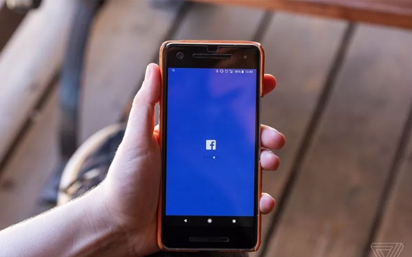 Một phần tư số người được hỏi cho biết họ đã xóa hoàn toàn ứng dụng Facebook (ảnh: The Verge)