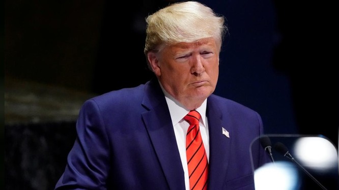 Tổng thống Trump nói cuộc điều tra mới của phe Dân chủ là "săn phù thủy" (Ảnh: Reuters)