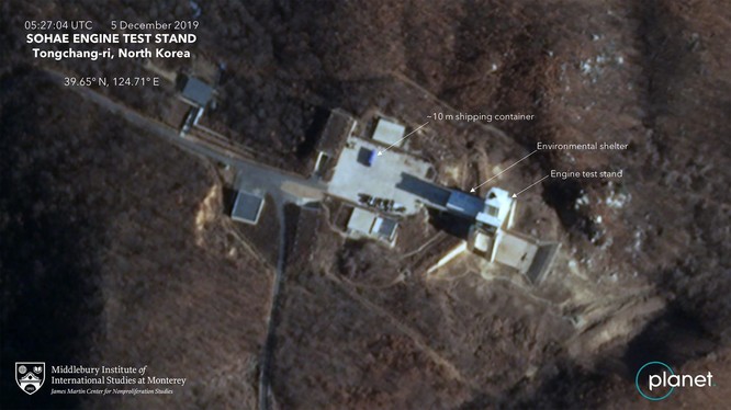 Bức ảnh chụp vệ tinh cho thấy nhiều hoạt động đang được nối lại tại bãi thử động cơ tên lửa ở Sohae, Triều Tiên (Ảnh: CNN)