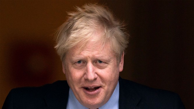 Thủ tướng Anh Boris Johnson chuyển sang khu điều trị đặc biệt của bệnh viện vì COVID-19 (Ảnh: NYPost)