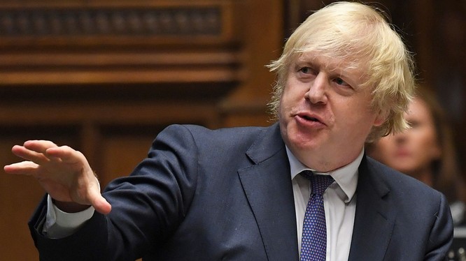Thủ tướng Anh Boris Johnson hứa hẹn mở ra con đường nhập tịch cho người Hong Kong hợp lệ (Ảnh: Telegraph)