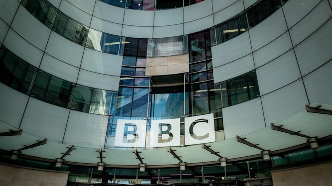 Đài BBC của Anh hứng chỉ trích kịch liệt từ giới truyền thông và mạng xã hội Trung Quốc (Ảnh: SCMP)