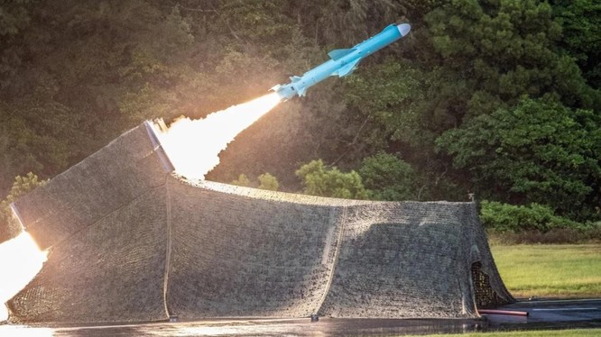 Tên lửa Hsiung Feng II được Đài Loan tự phát triển (Ảnh: AFP)