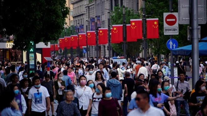 Dân số Trung Quốc đã tăng lên 1,412 tỉ người trong năm 2020 (Ảnh: Reuters)