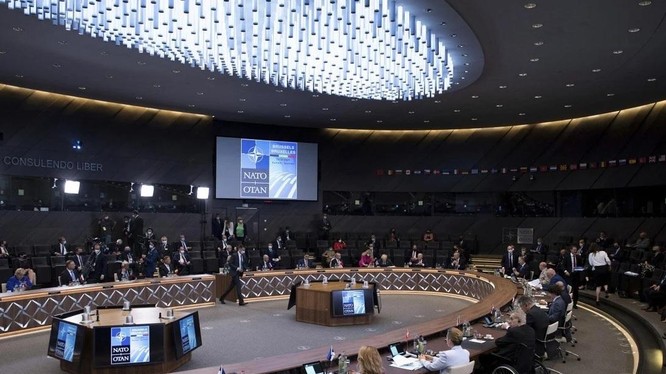 Các nhà lãnh đạo NATO trong một phiên họp tổ chức hôm đầu tuần này tại Brussels, Bỉ (Ảnh: AP)