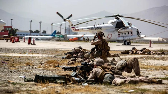 Thượng nghị sĩ Lindsey Graham nói rằng Mỹ sẽ điều binh trở lại Afghanistan (Ảnh: Reuters)