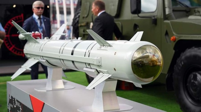 Tên lửa dẫn đường, có độ chính xác cao LMUR của quân đội Nga (Ảnh: Iz.ru)