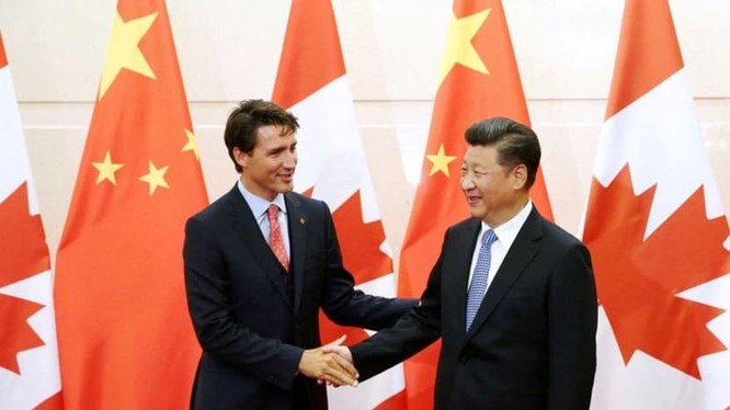 Thủ tướng Canada Justin Trudeau và Chủ tịch Trung Quốc Tập Cận Bình trong cuộc gặp ở Bắc Kinh ngày 31/8/2016 (Ảnh: Reuters)