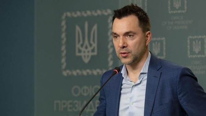 Cố vấn cấp cao của tổng thống Ukraine, ông Alexey Arestovich (Ảnh: EPA).