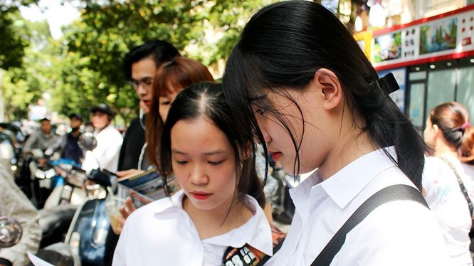 Kỳ thi tuyển sinh lớp 10 Hà Nội năm 2020 diễn ra an toàn, nghiêm túc, đúng quy chế. Ảnh: hanoi.edu.vn