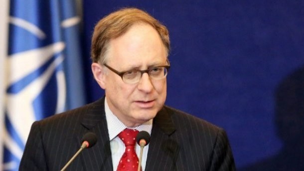 cựu Phó Tổng thư ký NATO Alexander Vershbow.