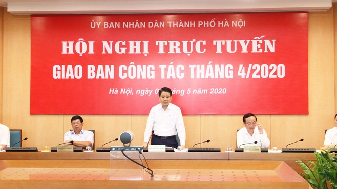 Ông Nguyễn Đức Chung – Chủ tịch UBND TP. Hà Nội chủ trì hội nghị. Ảnh: Nguyễn Khánh 