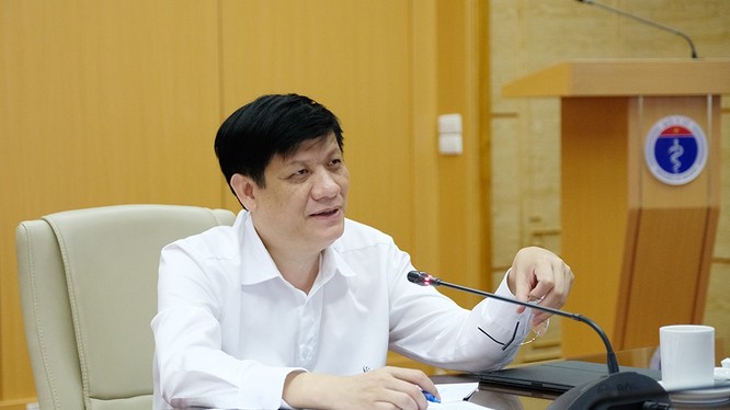 Quyền Bộ trưởng Bộ Y tế Nguyễn Thanh Long (Ảnh: Vũ Mạnh Cường) 