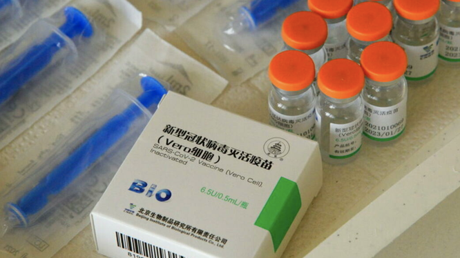 Vaccine COVID-19 Vero Cell (Ảnh - AP)
