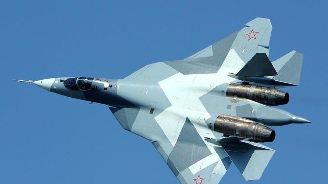 Máy bay chiến đấu tàng hình thế hệ thứ 5, Su-57 của Nga.