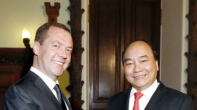 Hai Thủ tướng Nga - Việt Nam.