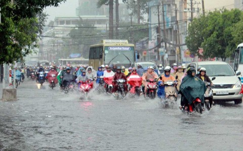 Cảnh báo thời tiết: Khu vực Hà Nội tiếp tục có mưa dông, dễ lại xảy ra ngập lụt