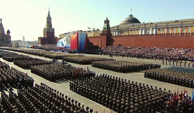 Quân đội Nga tham gia duyệt binh (ảnh minh họa)