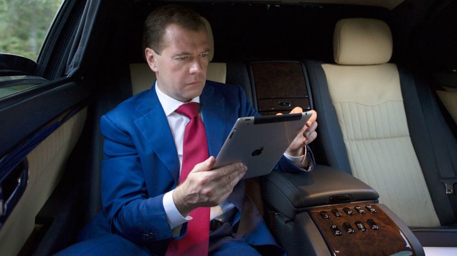 Thủ tướng Medvedev: Nga có thể tự cung tự cấp nuôi sống bản thân.