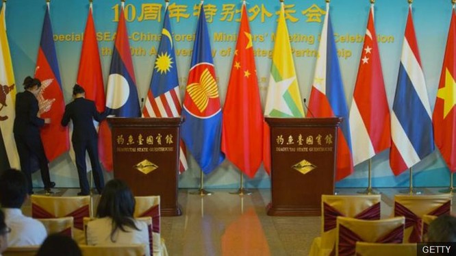 Phán quyết của PCA về vụ kiện của Philippines sẽ ảnh hưởng đến chính trị nội bộ các nước ASEAN và quan hệ với Trung Quốc. Ảnh: BBC.