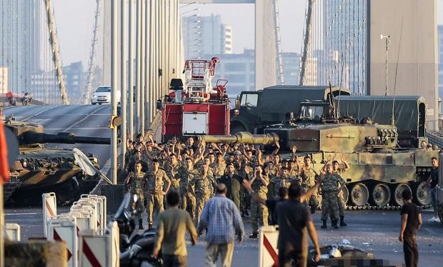 Báo Nga: Đảo chính quân sự là trò chơi yêu thích của các vị tướng Thổ Nhĩ Kỳ
