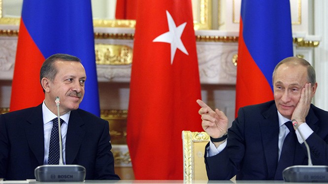 Hai ông Putin và Erdogan hẹn gặp nhau trong tháng 8 tới tại Nga