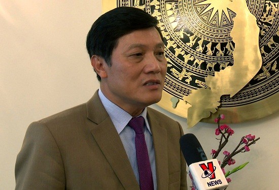 Đại sứ Trương Mạnh Sơn trả lời phỏng vấn của phóng viên TTXVN. Ảnh: Hồng Tâm