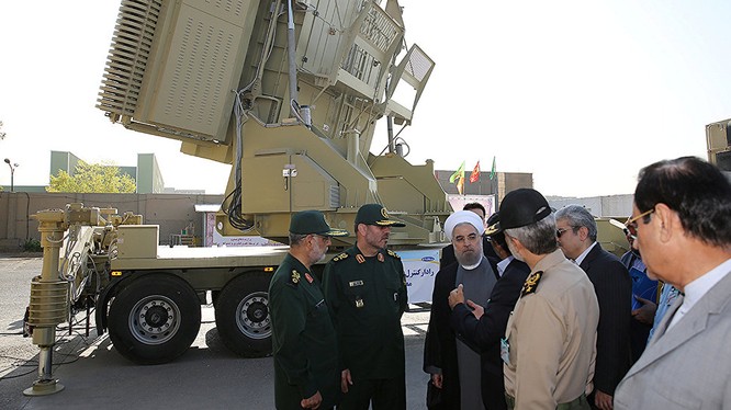 Quân đội Iran khoe hệ thống phòng không mới tự chế tạo